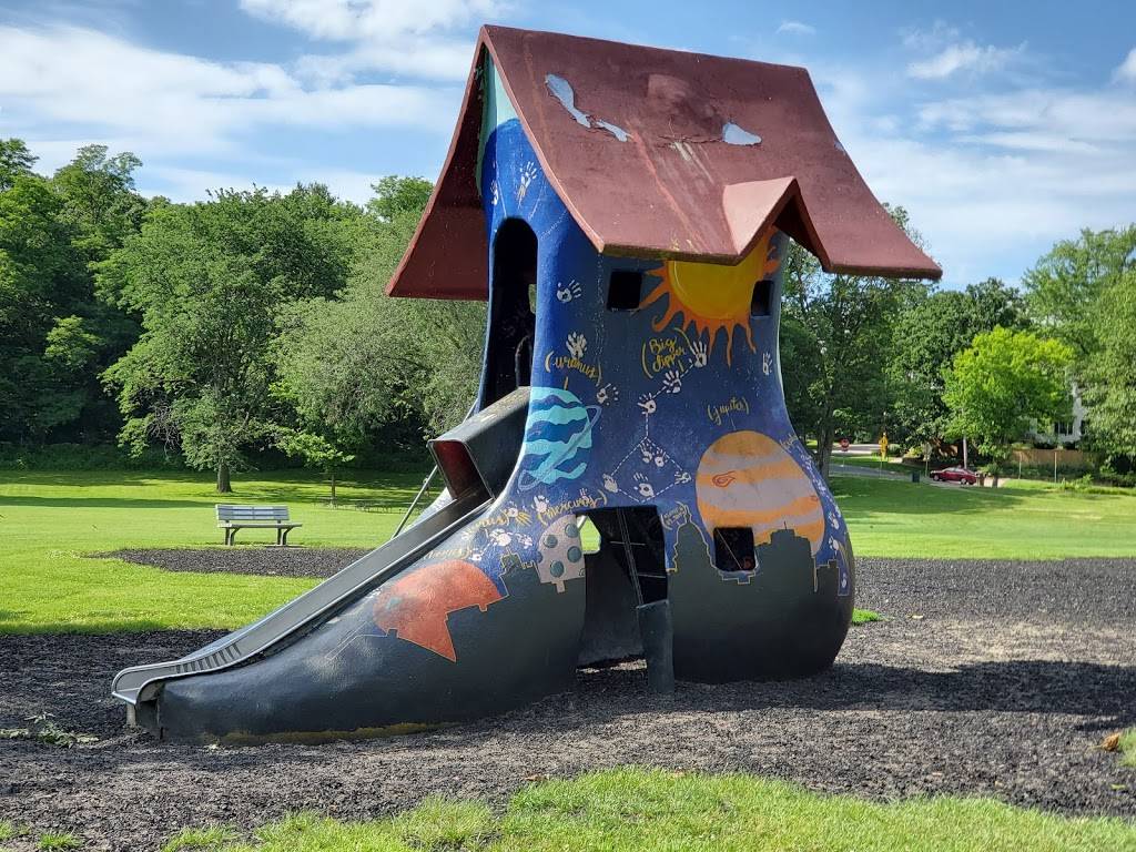 Vilas Park Playground | 1602 Vilas Park Dr, Madison, WI 53715, USA | Phone: (608) 266-4711