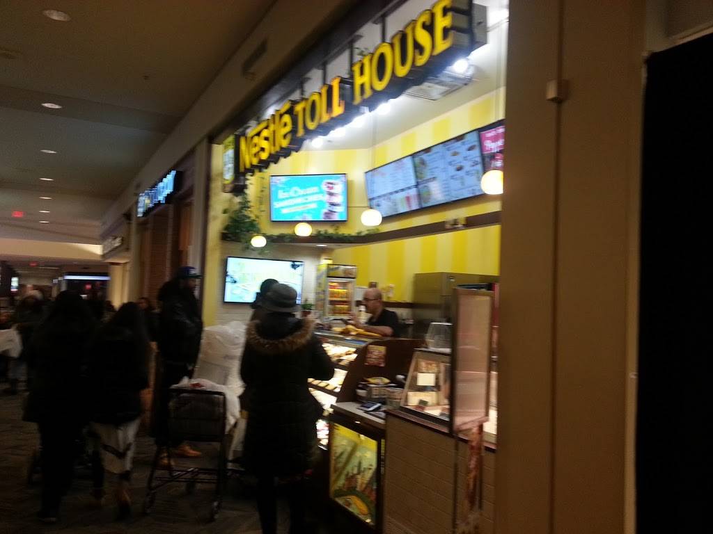 Nestle Toll House | 804 Orland Square Dr #HO2A, Orland Park, IL 60462, USA | Phone: (708) 364-8355