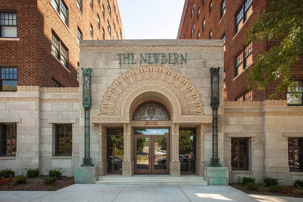 The Newbern Apartments | 525 E Armour Blvd, Kansas City, MO 64109, USA | Phone: (816) 656-2451