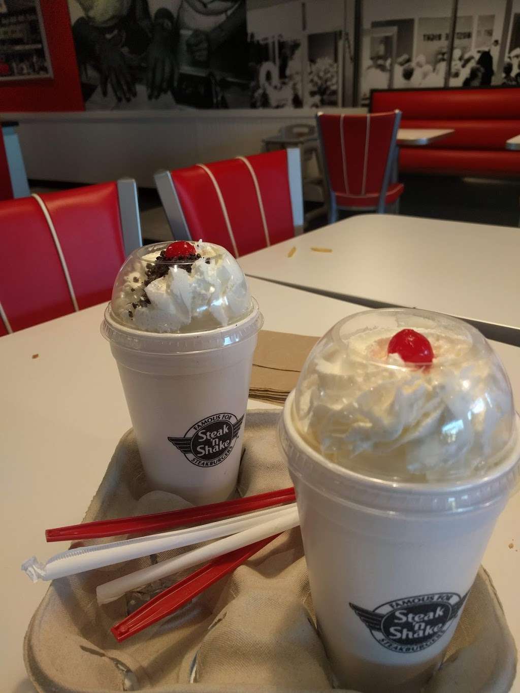 Steak n Shake | 4817 Freemansburg Ave, Palmer Township, PA 18045, USA | Phone: (610) 625-4949