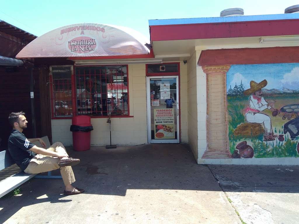 Tortilleria La Nueva Puntada | 1401 E Grauwyler Rd, Irving, TX 75061, USA | Phone: (214) 596-1673