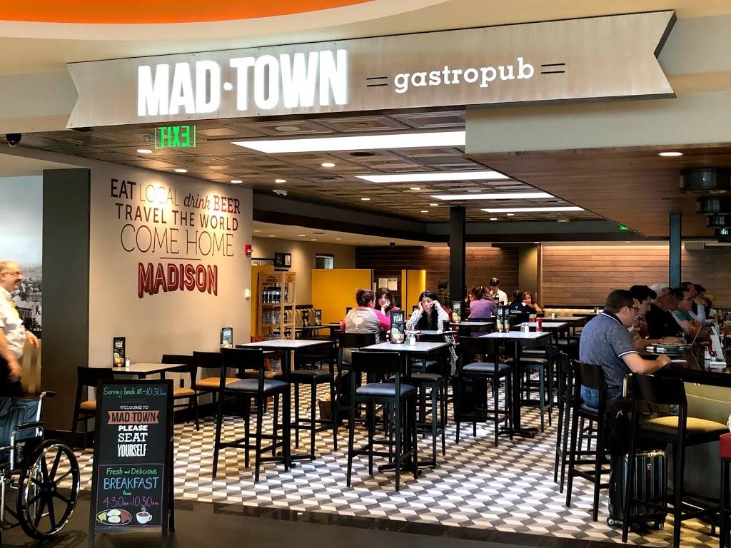Mad Town Gastropub | Dane County Regional Airport, 4000 International Ln, Madison, WI 53704, USA | Phone: (608) 243-9614