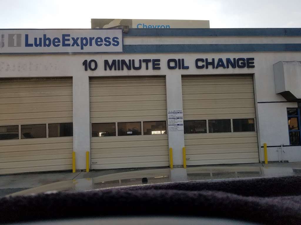 Oil Express Lube Express | 3501 Rosecrans Ave, Hawthorne, CA 90250, USA | Phone: (310) 679-7317