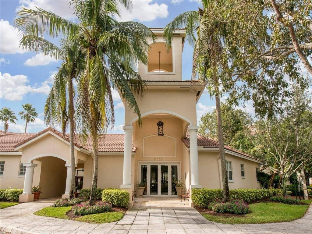 Sabal Pointe Apartments | 12000 W Sample Rd, Coral Springs, FL 33065, United States | Phone: (954) 755-7775
