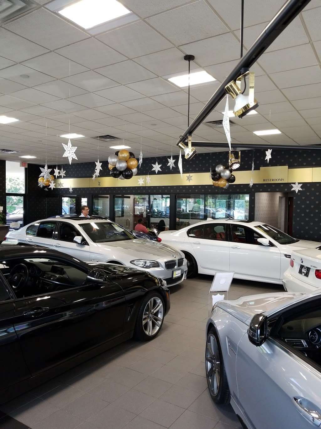 Auto Gallery Imports | 500 Old Country Rd, Westbury, NY 11590 | Phone: (516) 806-6077