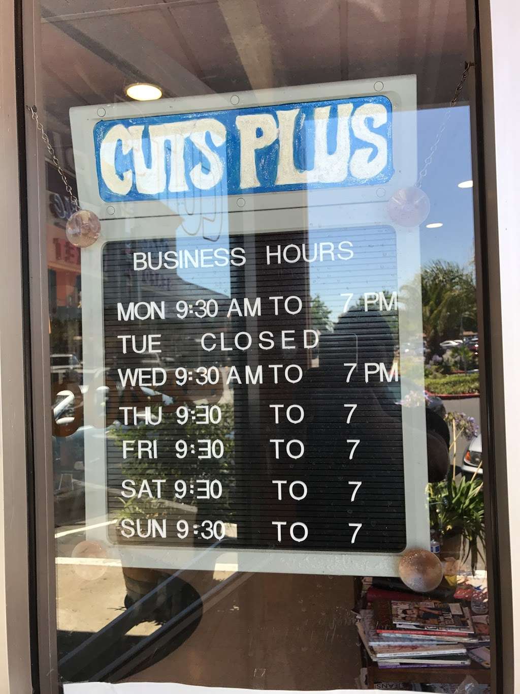 Cuts Plus | 13 Rancho Sq, Vallejo, CA 94589, USA | Phone: (707) 642-4009