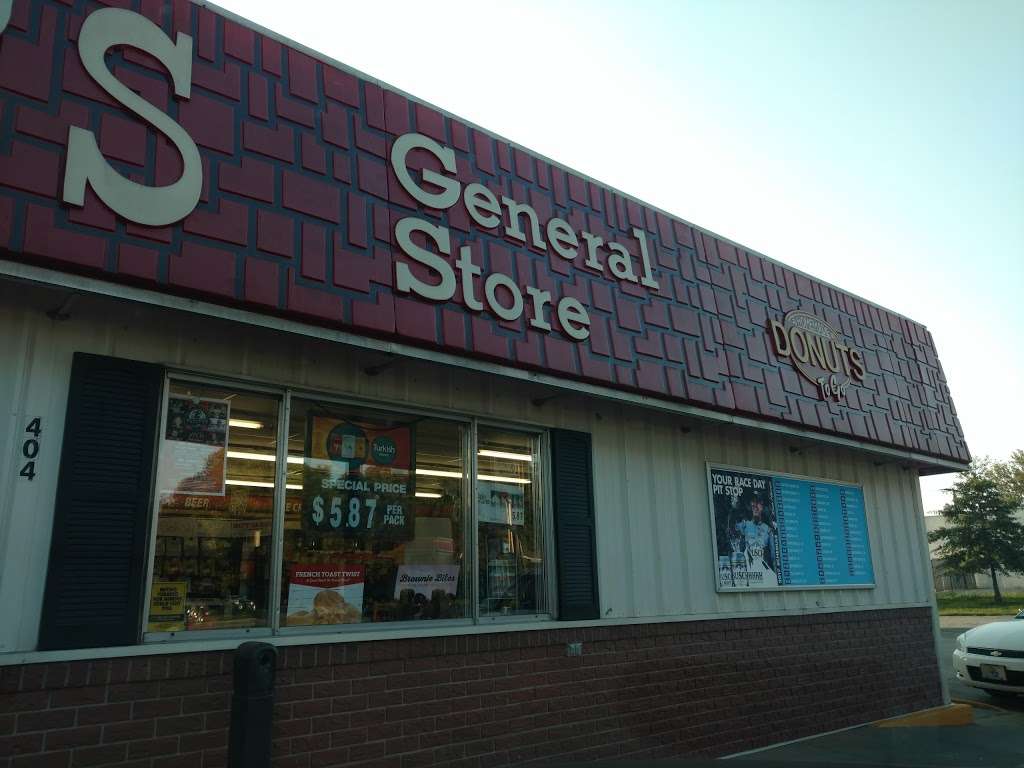 Caseys General Store | 404 S Silver St, Paola, KS 66071, USA | Phone: (913) 294-9798