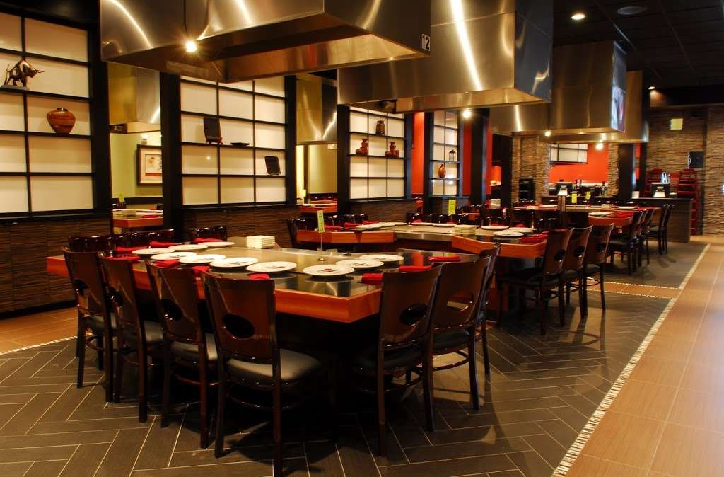 Kobe Japanese Steakhouse | 11609 E Colonial Dr, Orlando, FL 32817, USA | Phone: (407) 208-9062