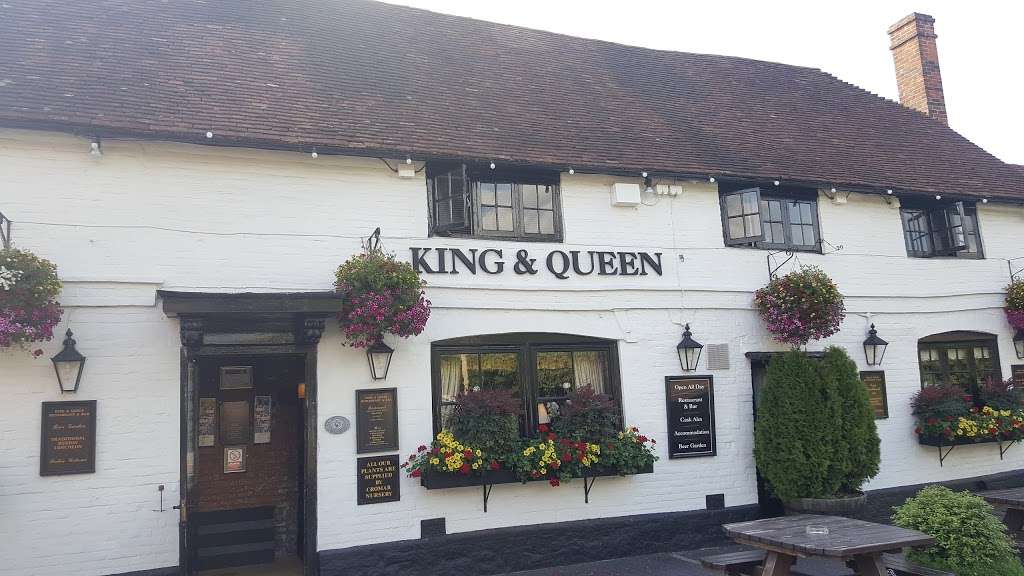 The King & Queen | 1 New Rd, East Malling, West Malling ME19 6DD, UK | Phone: 01732 842752