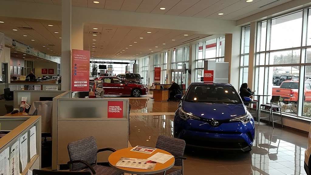 Del Toyota | 2945 E Lincoln Hwy, Thorndale, PA 19372 | Phone: (610) 383-6200