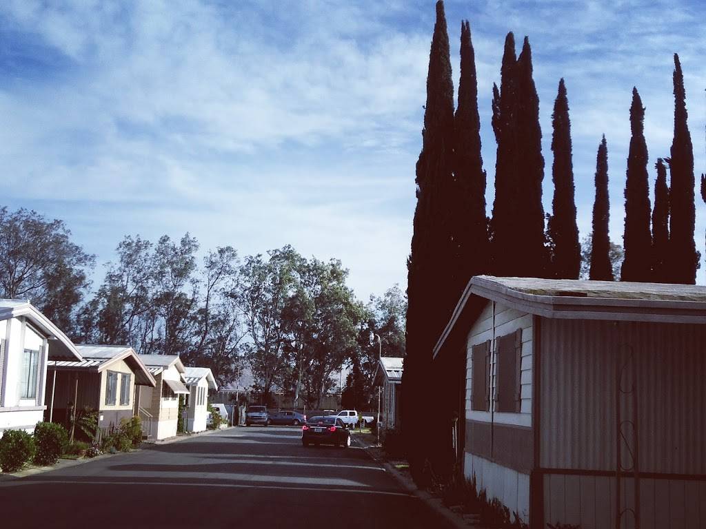 Bloomington Mobile Home Park | 18219 Valley Blvd # 23, Bloomington, CA 92316, USA | Phone: (909) 877-5243