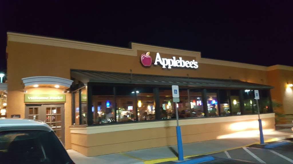 Applebees Grill + Bar | 2070 N Rainbow Blvd, Las Vegas, NV 89108, USA | Phone: (702) 648-1065