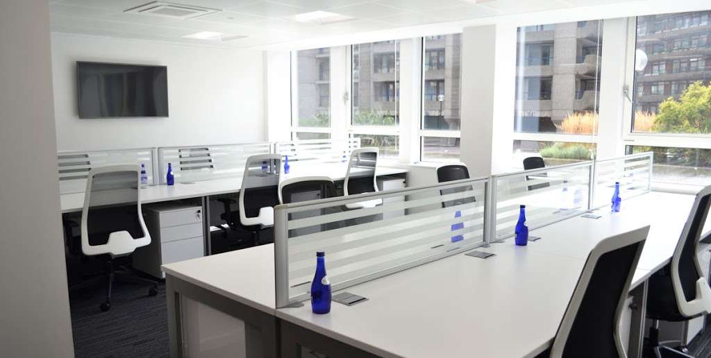 BE Offices Barbican | Business Centres London & UK | CentralPoint, 45 Beech St, London EC2Y 8AD, UK | Phone: 0800 917 4444