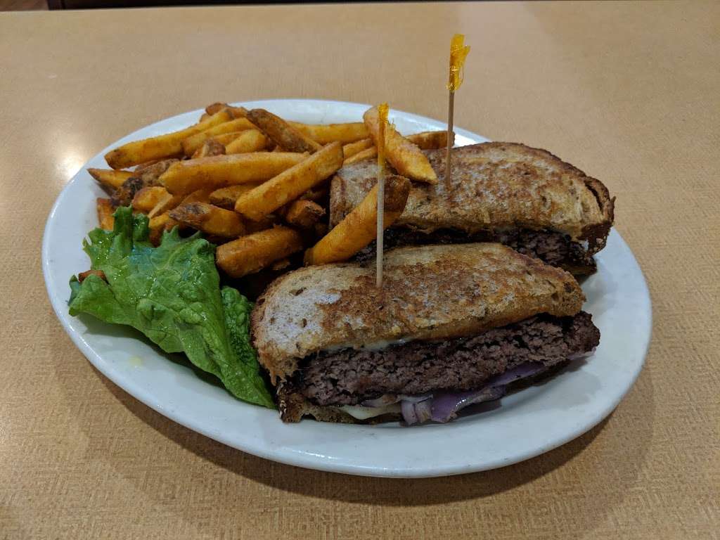 Salt & Pepper Family Restaurant | 1849 W Orangethorpe Ave, Fullerton, CA 92833, USA | Phone: (714) 871-8650