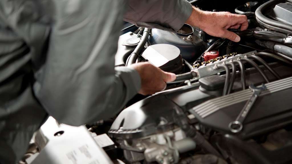 S & S Auto Service | 6166 Westheimer Rd, Houston, TX 77057, USA | Phone: (713) 782-5920