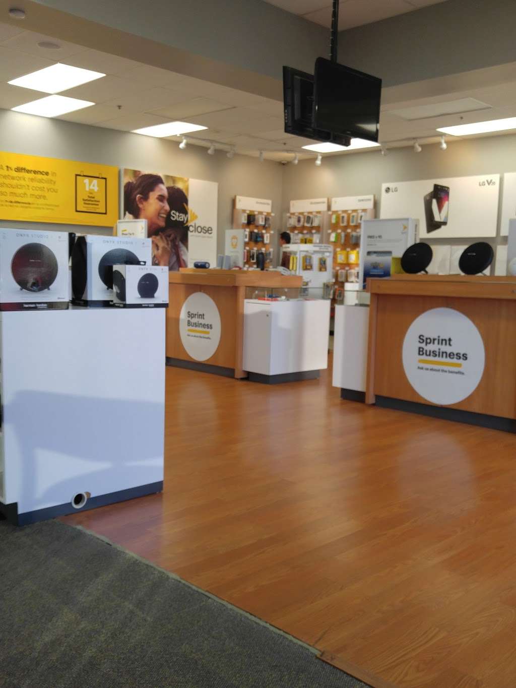 Sprint Store | 19040 Van Buren Boulevard #101, Riverside, CA 92508, USA | Phone: (951) 547-1515