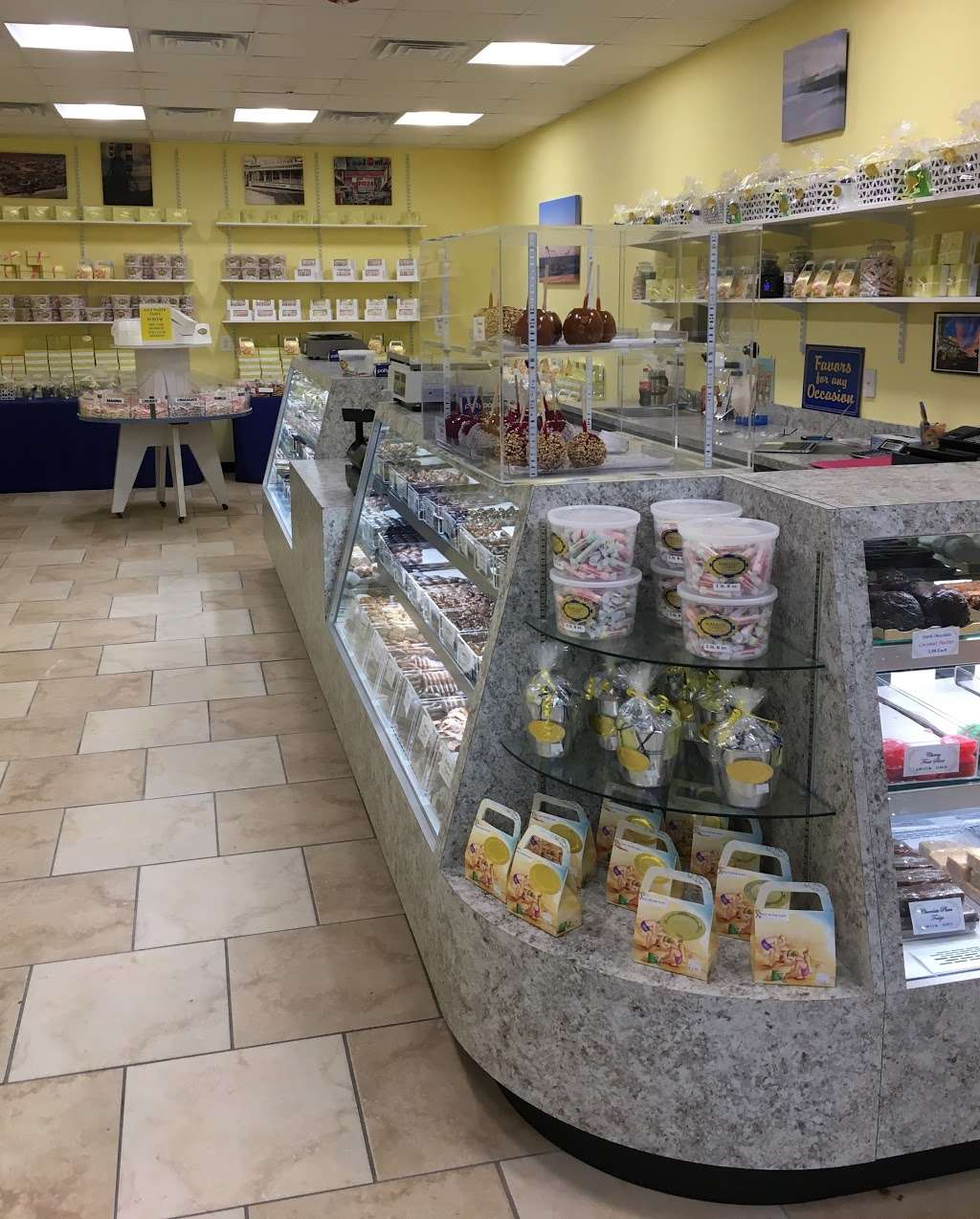 Berkeley Candy | 1205 Boardwalk, Seaside Heights, NJ 08751 | Phone: (732) 250-4230