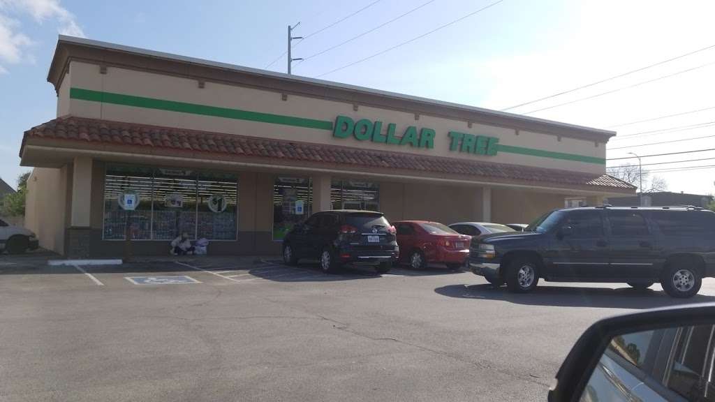 Dollar Tree | 5867 Bissonnet St, Bellaire, TX 77401, USA | Phone: (713) 666-7756