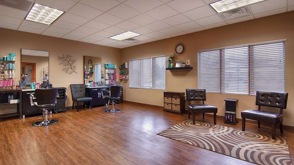 Allure Salon Suites Of South Elgin | 81 S McLean Blvd f, South Elgin, IL 60177, USA | Phone: (847) 607-1801