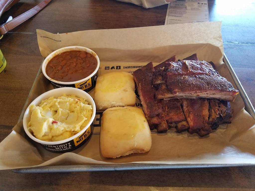 Dickeys Barbecue Pit | 402 E Greenway Pkwy Ste 2, Phoenix, AZ 85022, USA | Phone: (602) 666-6320