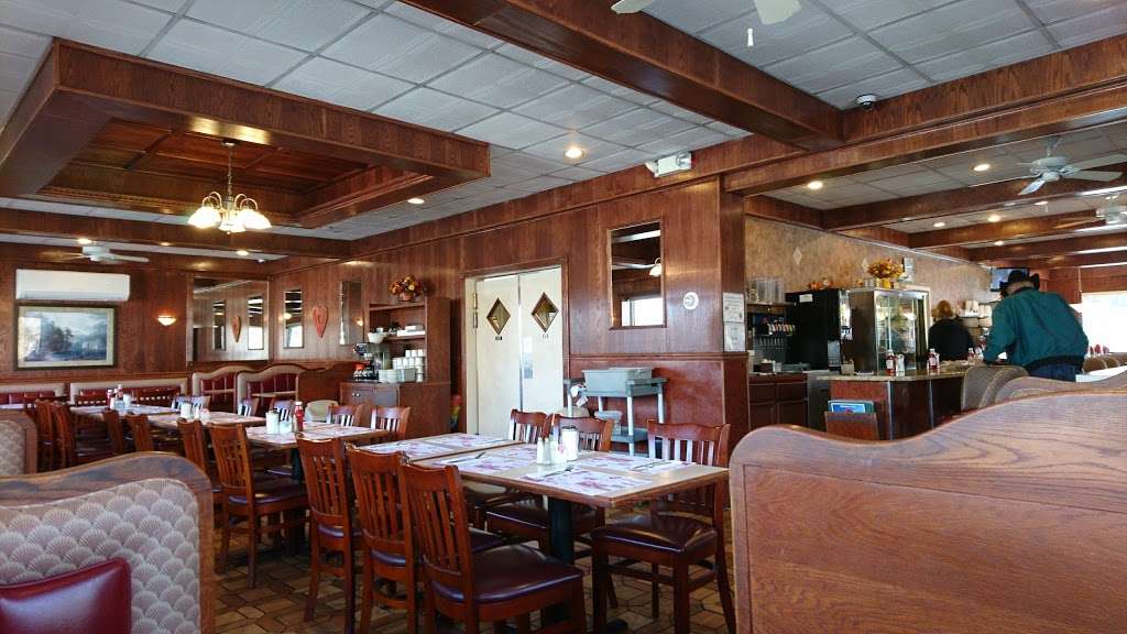 Mountainhome Diner | Route 191 & 390, Mountainhome, PA 18342, USA | Phone: (570) 595-2523