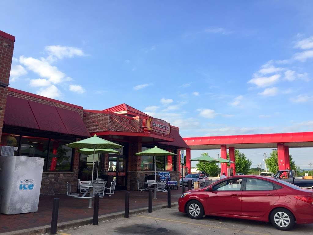 Sheetz #240 | Photo 2 of 10 | Address: 51 Flowing Springs Rd, Charles Town, WV 25414, USA | Phone: (304) 725-6823