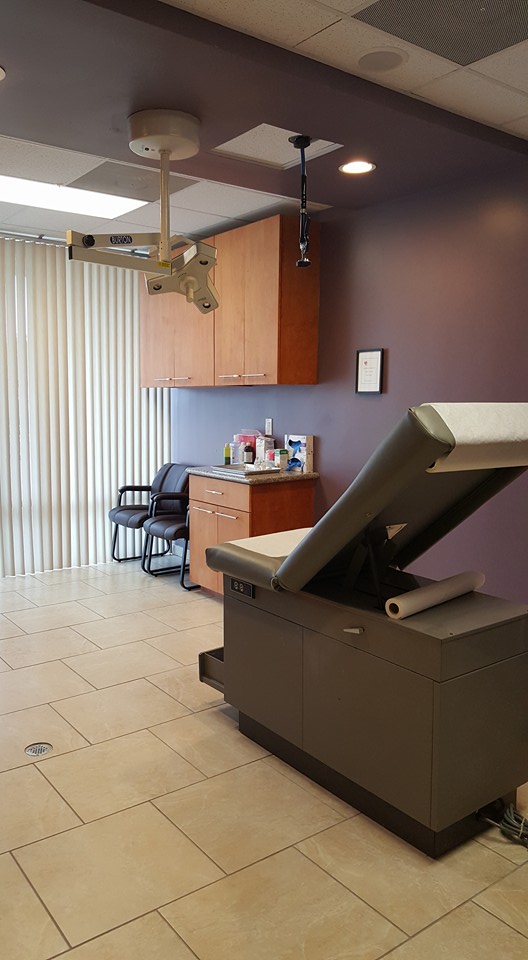 Mont Belvieu Urgent and Family Care Clinic | 9235 TX-146, Mont Belvieu, TX 77523 | Phone: (281) 385-8111