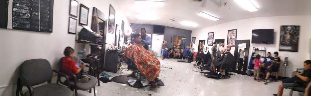 Julio & Qique barbershop | 2465 E Donegan Ave, Kissimmee, FL 34744, USA | Phone: (407) 453-2098