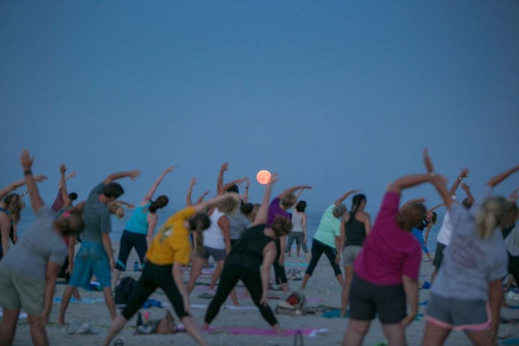 NJ Beach Yoga | 300 John F Kennedy Blvd, Sea Isle City, NJ 08243, USA | Phone: (609) 602-3398