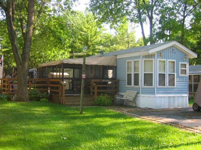 Fish Lake Beach Camping Resort | 9633, 32223 N US Hwy 12, Volo, IL 60073, USA | Phone: (847) 546-2228