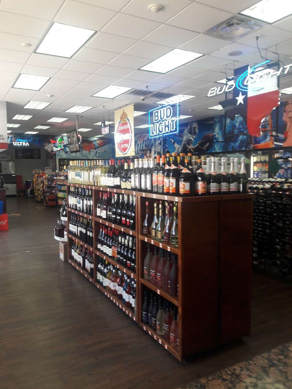 Irving Heights Beer & Wine | 1550 E Irving Blvd, Irving, TX 75060, USA | Phone: (972) 438-2700