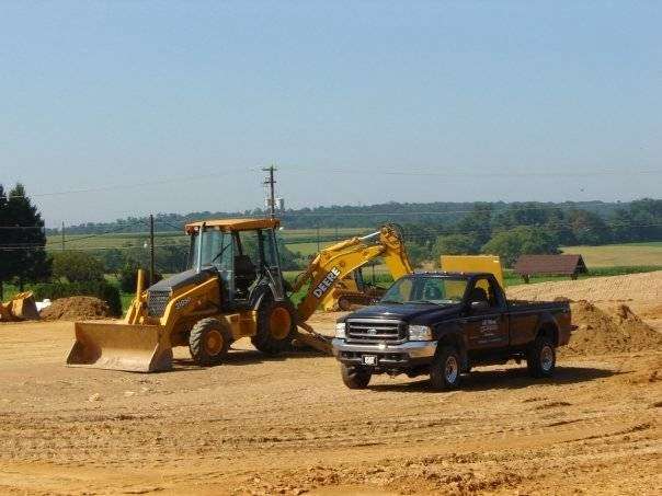 R Work Excavating & Trucking | 1517 White Oak Rd, Strasburg, PA 17579, USA | Phone: (717) 786-8513