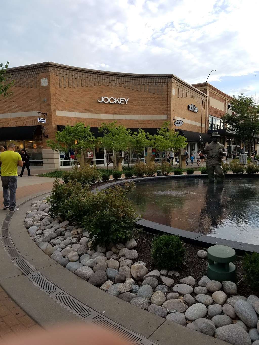 Jockey Outlet | 1813 Village West Pkwy q116, Kansas City, KS 66111, USA | Phone: (913) 334-4455