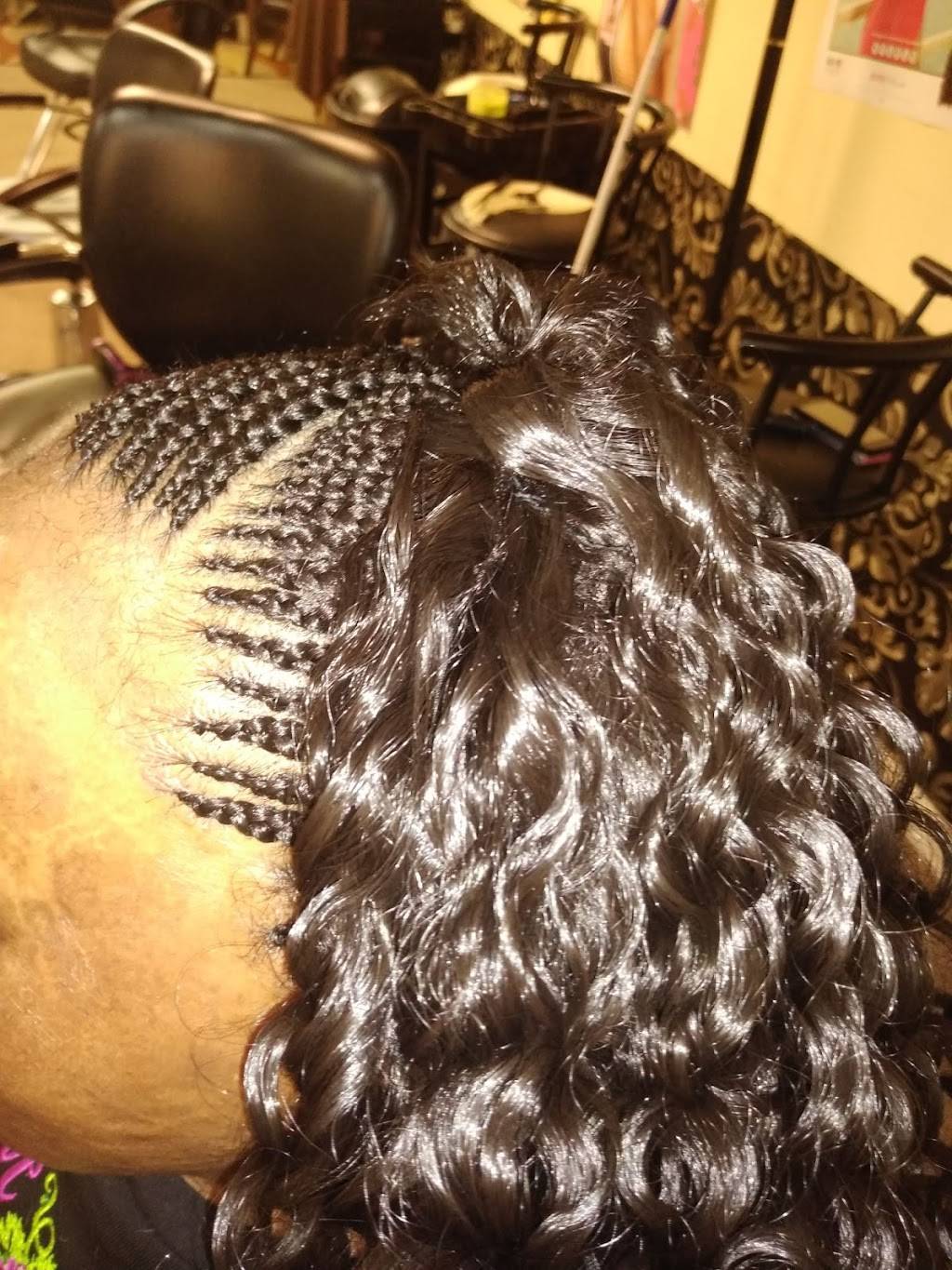 Africa Family Hair Braiding | 601 S Main St suite d, Goodlettsville, TN 37072, USA | Phone: (615) 481-3257