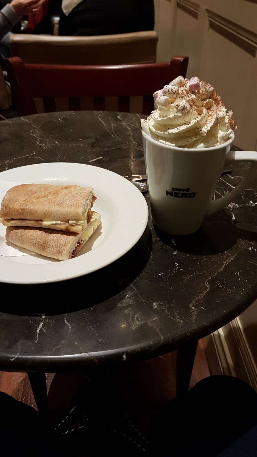 Caffè Nero | Bluewater Shopping Centre, Bluewater Pkwy, Dartford, Greenhithe DA9 9SB, UK | Phone: 01322 370361