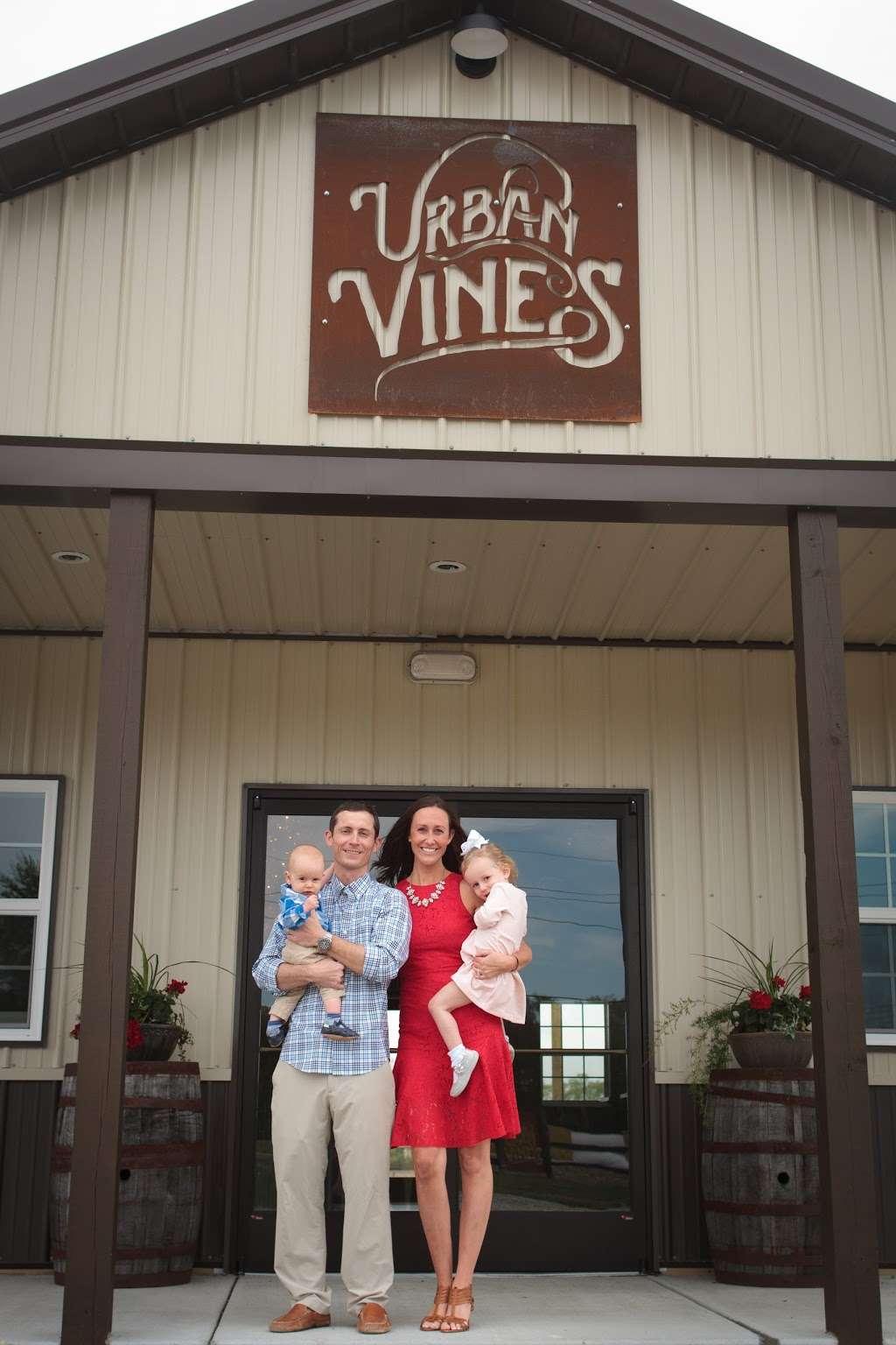 Urban Vines Winery & Brewery | 303 E 161st St, Westfield, IN 46074, USA | Phone: (317) 763-0678