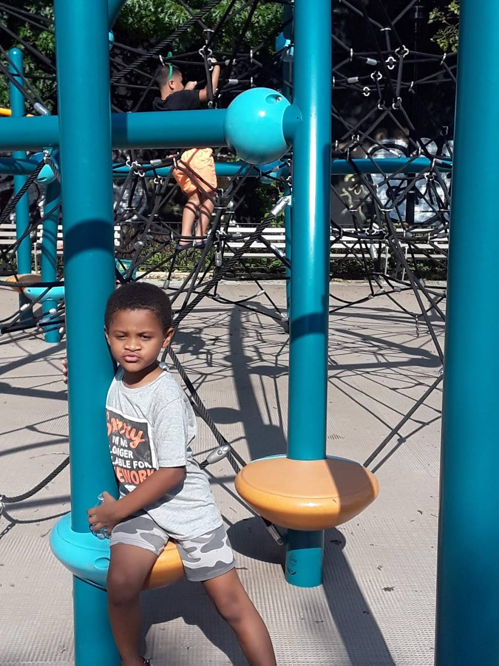 Ten Eyck Playground | Meserole St &, Bushwick Pl, Brooklyn, NY 11206, USA | Phone: (212) 639-9675