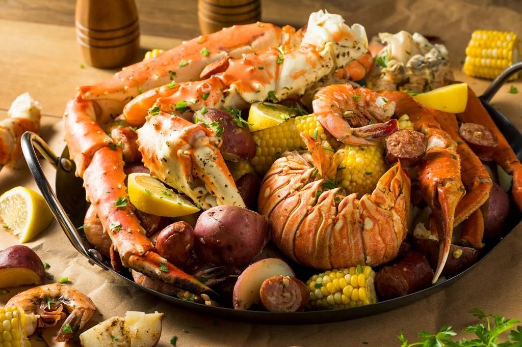 Crystal Cove Crab Shack | 2600 34th St N, St. Petersburg, FL 33713, USA | Phone: (727) 800-2322