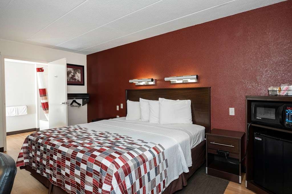 Red Roof Inn Mt Laurel | 603 Fellowship Rd, Mt Laurel Township, NJ 08054, USA | Phone: (856) 234-5589