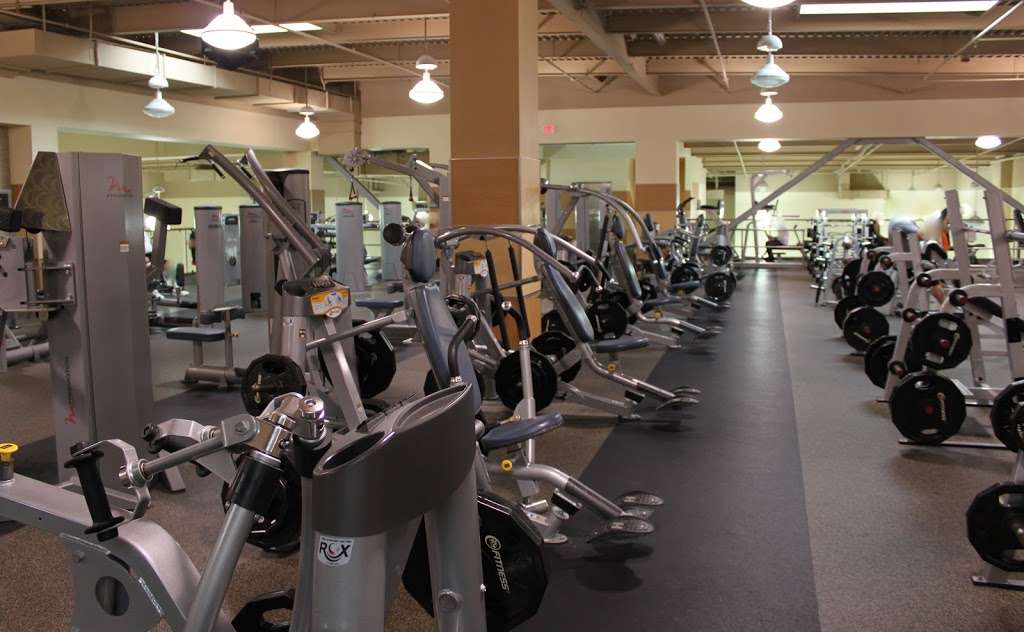 24 Hour Fitness | 324 Sycamore Ave, Vista, CA 92083, USA | Phone: (760) 666-6077