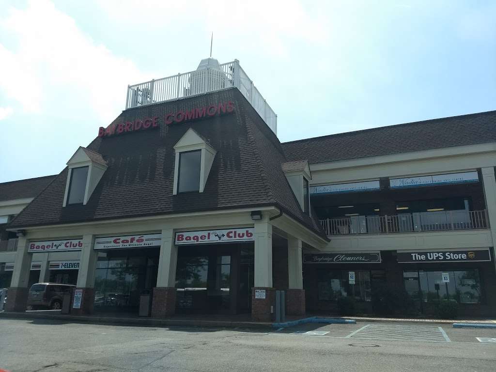 Baybridge Shopping Center | Cross Island Pkwy, Bayside, NY 11360, USA