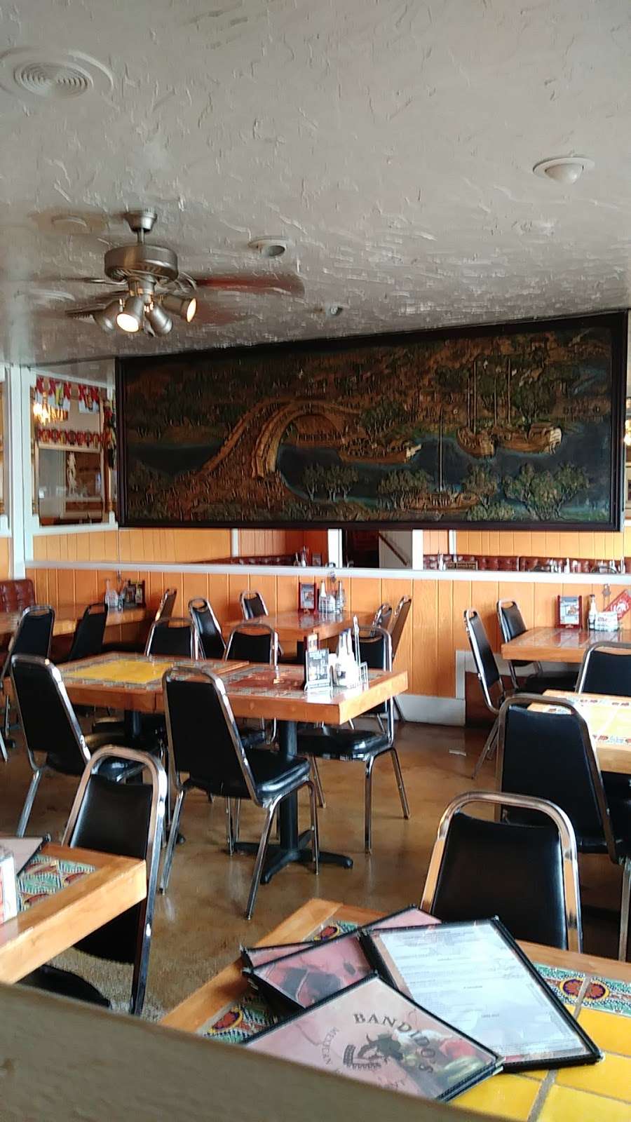 Bandidos | Mexican Restaurant | 1170, 4550 S Kipling St, Denver, CO 80127 | Phone: (303) 979-9746