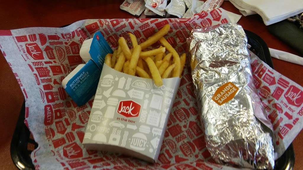 Jack in the Box | 10960 Limonite Ave, Mira Loma, CA 91752, USA | Phone: (951) 272-3673