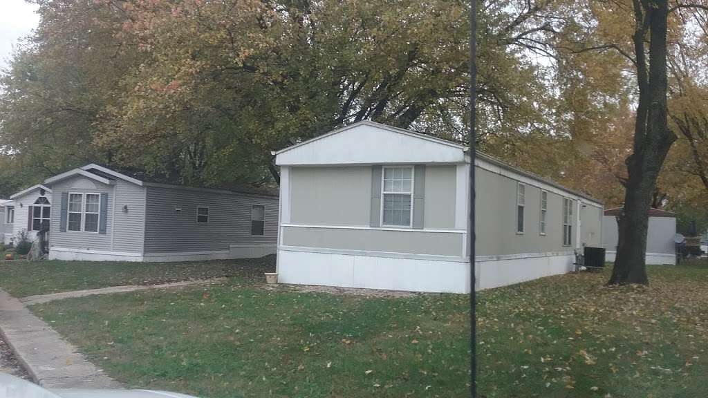 Garden Hill Mobile Home Park | 4111 W Vernal Pike, Bloomington, IN 47404, USA | Phone: (812) 336-8004