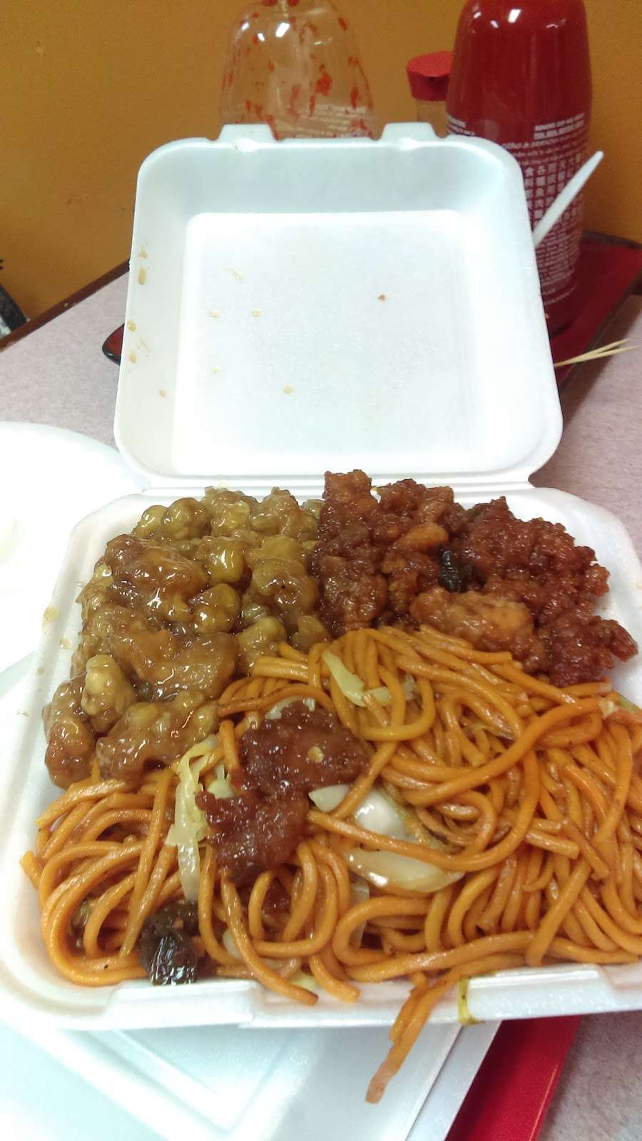 Shanghai Fast Food | 31616 Riverside Dr, Lake Elsinore, CA 92530, USA | Phone: (951) 245-8600