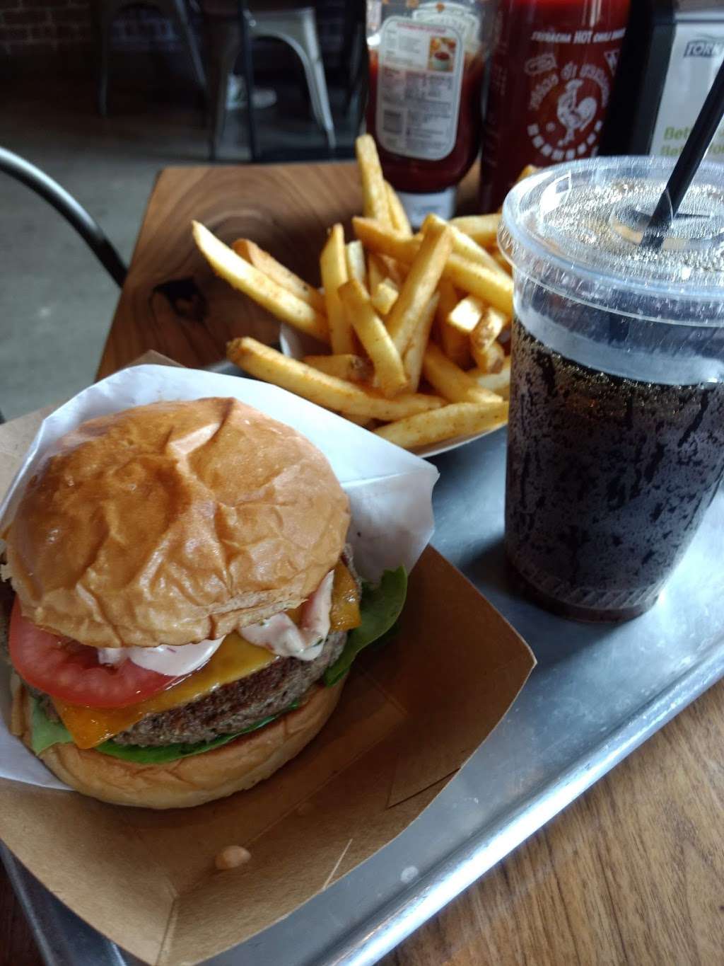 Konjoe Burger Bar | 3555 Monroe St #75, Santa Clara, CA 95051, USA | Phone: (408) 642-1165