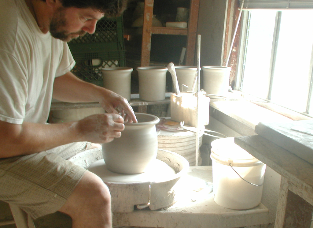 Bujno Pottery | 257 W Main St, Adamstown, PA 19501, USA | Phone: (717) 484-2000