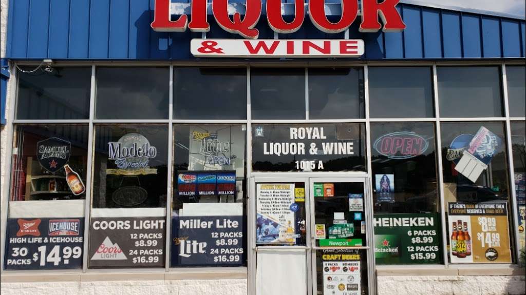 Royal Liquor & Wine | 1015 N Randall Rd, Elgin, IL 60123, USA | Phone: (847) 697-9463