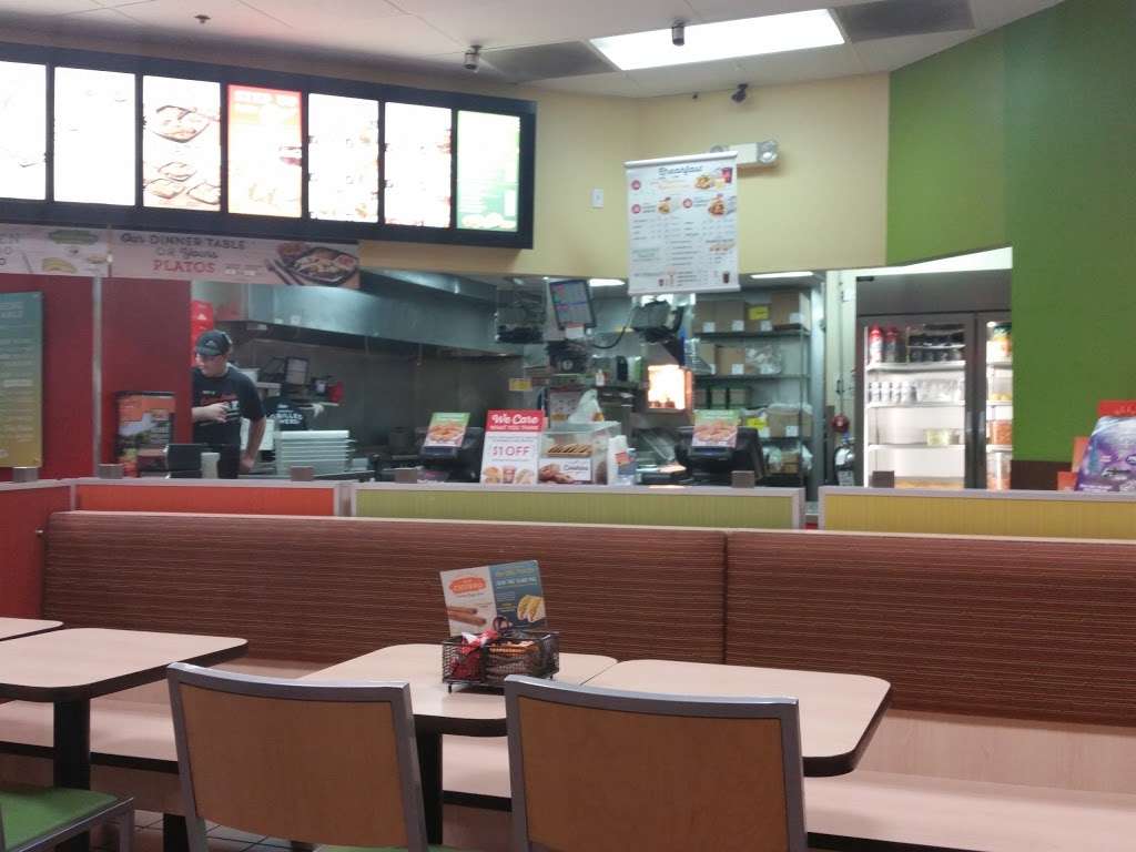 Del Taco | 27923 Greenspot Rd, Highland, CA 92346, USA | Phone: (909) 862-1122