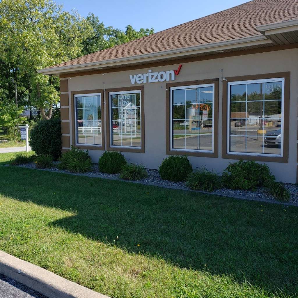 Verizon authorized retailer Russell Cellular | 13115 Wicker Ave, Cedar Lake, IN 46303, USA | Phone: (219) 688-0569